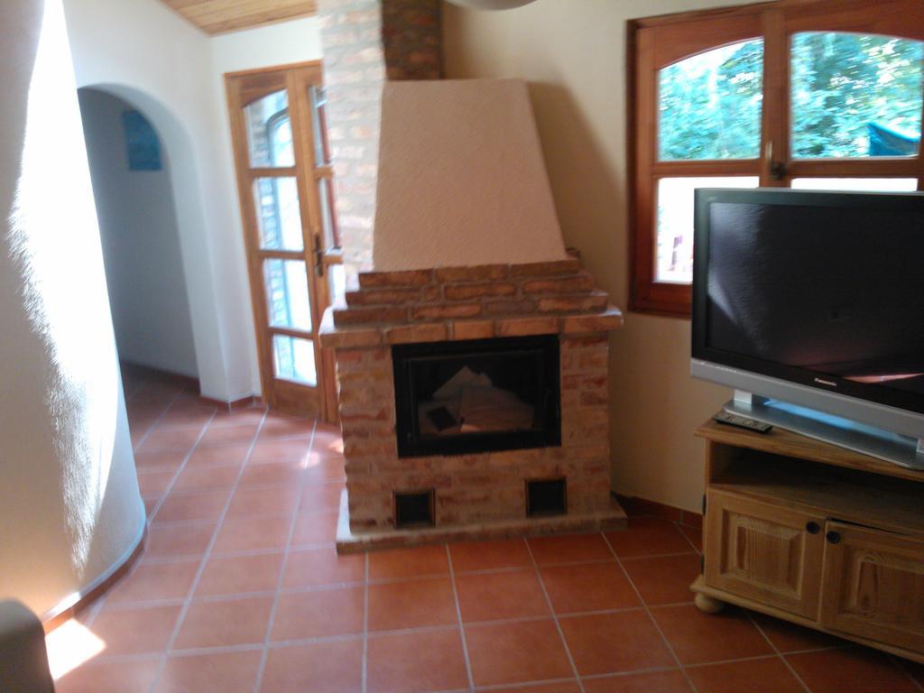 Mediterran Apartmanhaz Szántód Extérieur photo